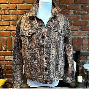 Free people we the free size S animal, print denim jacket